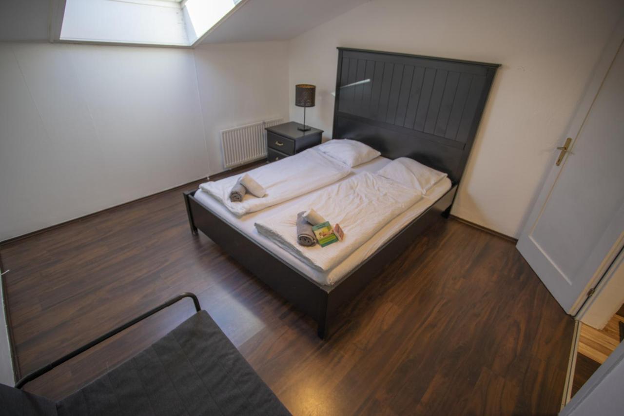 Cozy Old Town Apartment Hall in Tirol Luaran gambar