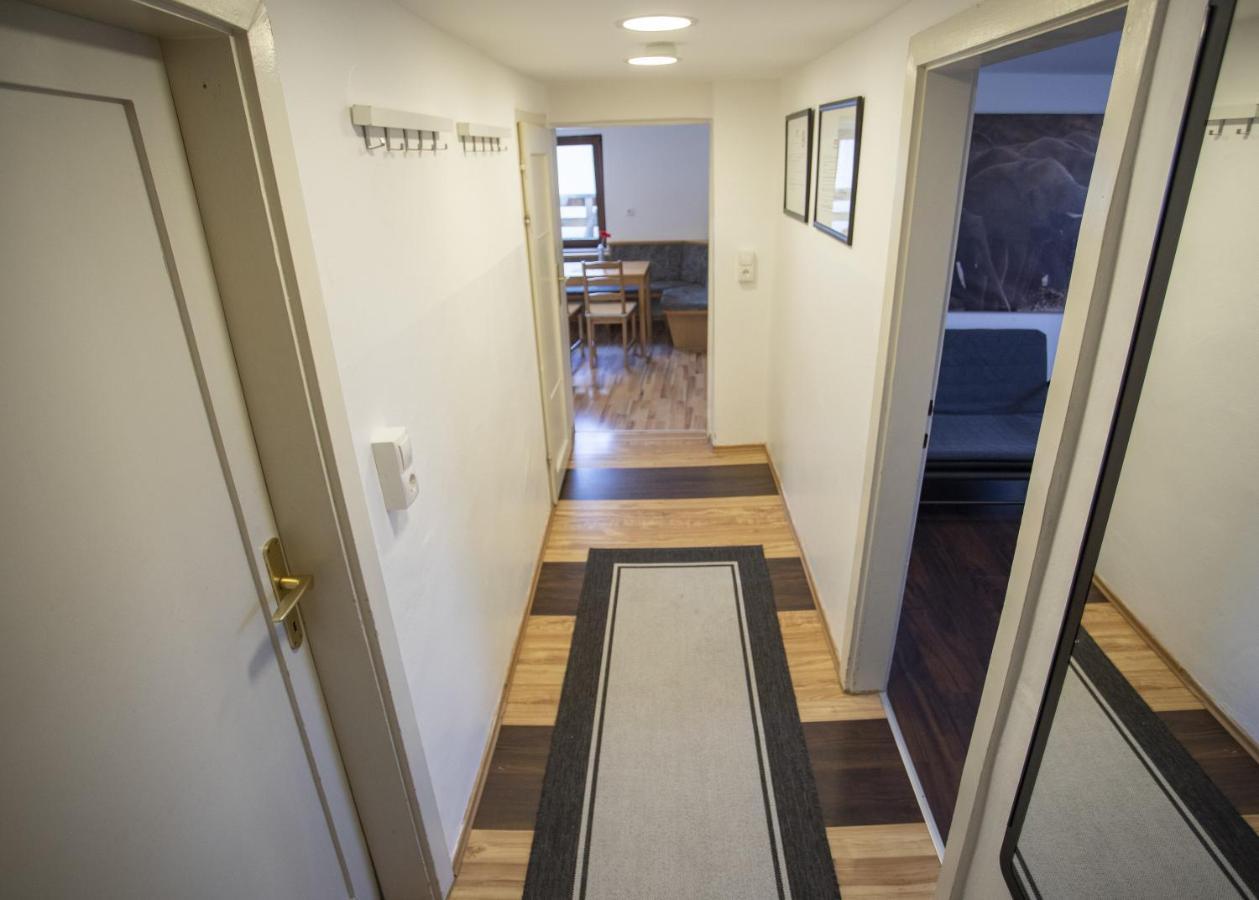 Cozy Old Town Apartment Hall in Tirol Luaran gambar